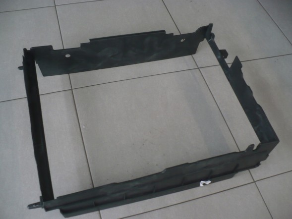 Dacia OE 215595531R Щиток радіатора повітрозабірника dacia sandero iii logan jogger 215595531r