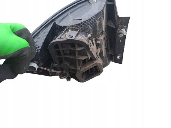 Skoda OE SKODA FABIA III 6V ЛАМПА ПРАВА ЗАДНЯ ОРИГ УНІВЕРСАЛ 6V9945112