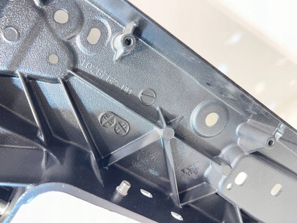 Tesla 102876800L pmi150921 СТІЙКА РАМА ПАНЕЛІ ЗАДНІХ ЛІВИХ ДВЕРЕЙ TESLA MODEL X 1028768-00-L