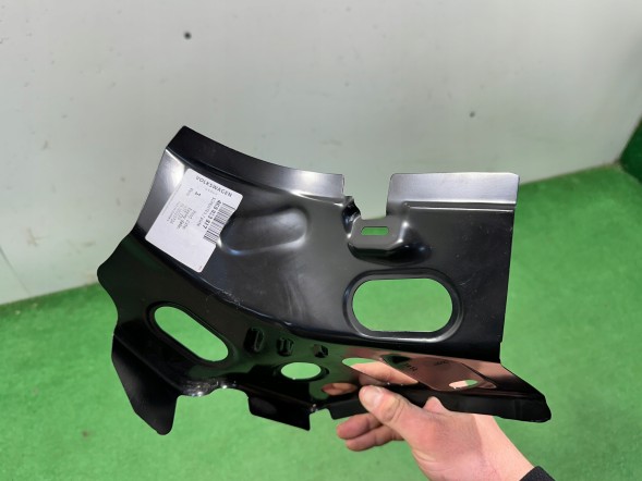 Audi OE 4K8813837 JACANT94 AUDI A7 4K8 ЕЛЕМЕНТ ЗАДНЬОГО РЕМЕНЯ 4К8813837