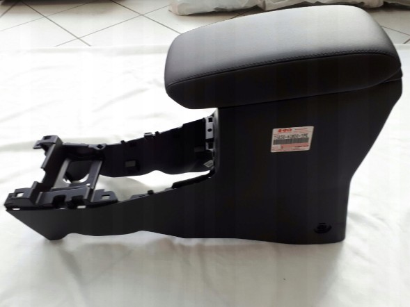Китай 75850-61M00-5PK SUZUKI VITARA III 2015- Підлокітник