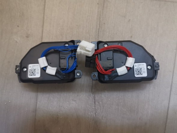 Mercedes-Benz OE Кнопки на кермі Mercedes A0999051504