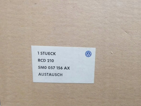Volkswagen OE 5M0057156AX, 5M0035156AX Магнітола RCD210 Volkswagen 5M0057156AX 5M0035156AX