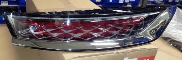 Citroen OE 9815722680 CN00000122 24.06.2020 Задня ліва фара Citroen OE для DS7 Crossback, європейська версія