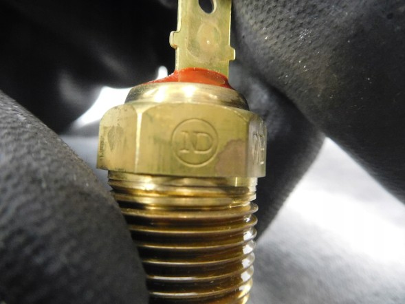 Mitsubishi OE Реле температури води Mitsubishi OE MC359993