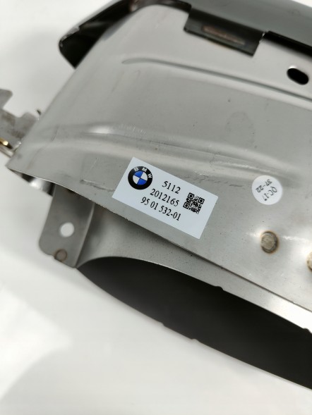 BMW OE 9501532 9501531 BMW 7 G70 НАКОНЕЧНИКИ ВИХЛОПУ ЗАДНІЙ ПРАВИЙ