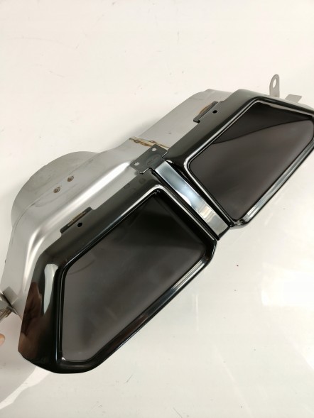 BMW OE 9501532 9501531 BMW 7 G70 НАКОНЕЧНИКИ ВИХЛОПУ ЗАДНІЙ ПРАВИЙ