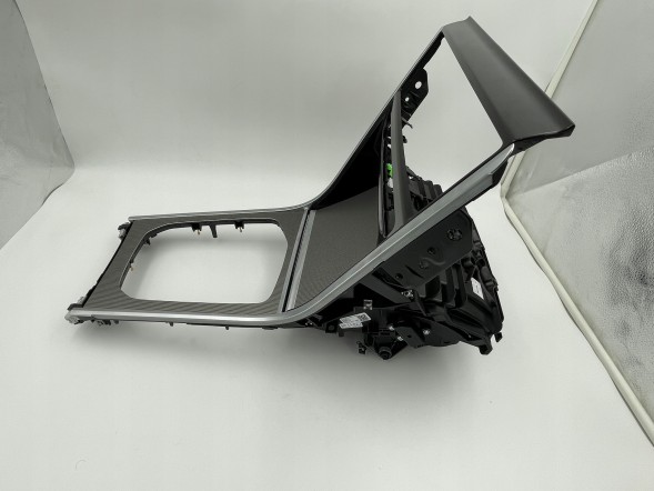 BMW OE KKDA BMW G14 G15 G16 LISTWA DEKOR TUNELU ŚRODKOWEGO 7882874 BMW G14 G15 G16 ДЕКОРАТИВНА НАКЛАДКА ЦЕНТРАЛЬНОГО ТУНЕЛЮ 7882874