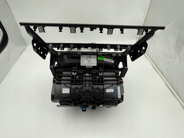 BMW OE KKDA BMW G14 G15 G16 LISTWA DEKOR TUNELU ŚRODKOWEGO 7882874 BMW G14 G15 G16 ДЕКОРАТИВНА НАКЛАДКА ЦЕНТРАЛЬНОГО ТУНЕЛЮ 7882874
