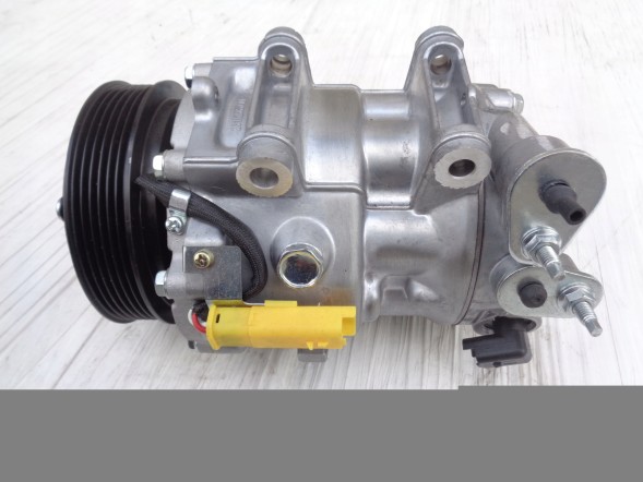 Maxgear AC313246 Maxgear компресор кондиціонера ac313246 citroen c5 peugeot 407 ,508 ,607