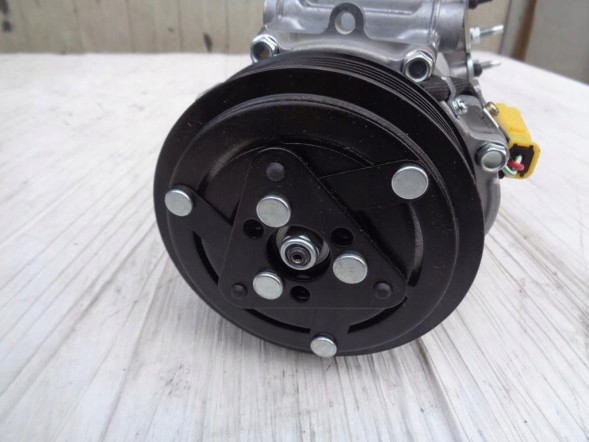 Maxgear AC313246 Maxgear компресор кондиціонера ac313246 citroen c5 peugeot 407 ,508 ,607