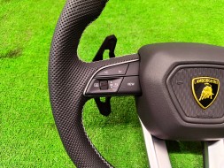 Lamborghini OE URUS KIEROWNICA MIRTEX BIAŁA NIĆ PERFORACJA LAMBORGHINI URUS КЕРМО ЛОПАТКИ БІЛА НИТКА ПЕРФОРАЦІЯ