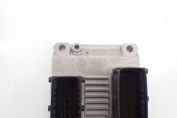 Fiat OE FIAT ALBEA KOMPUTER Palio 00468019660 0261207490 46801966 00468019660 00468019600 55186501 00551865010 55186501 1.2 BENZYNA FIAT ALBEA КОМП'ЮТЕР Palio 00468019660 0261207490 55186501 1.2 БЕНЗИН