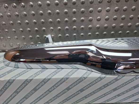 Fiat OE S26337895 ХРОМОВАНА НАКЛАДКА КЛАПАНА 0735516207 FIAT 500 2007-