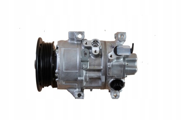 NRF 32648 Компресор клім toyota avensis 03-/corolla verso 04