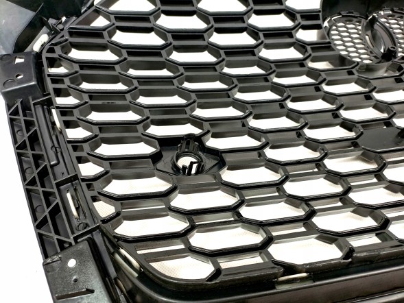 PA 8W6853651R PLASTER MIODU Решітка радіатора Audi A5 чорна стиль RS5 2016-2020