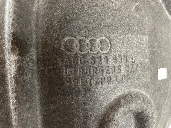 Audi OE НАДКОЛЕСО AUDI Р. A4 16- PR OE VAG 8W0821172B 8W0821172B