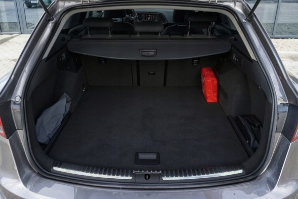 Венера ЛТД 5F9867811B Seat leon mk3 iii st 2012-2020 універсал ролета багажника чорна 5f9867811b