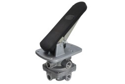 AD BRAKE VIC-457383 Головний гальмівний клапан для DAF; VOLVO