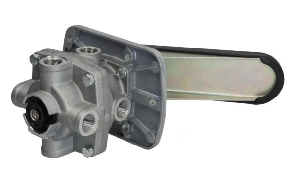 AD BRAKE VIC-457383 Головний гальмівний клапан для DAF; VOLVO