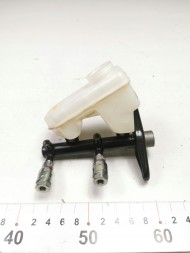 Ford OE Гальмівний насос Ford Fiesta III OE 7117258