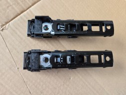 Volkswagen OE РЕГУЛЮВАННЯ ПОВЗУНКА ВИСОТИ РЕМЕНЯ БЕЗПЕКИ VW ГОЛЬФ VII 8V0857819A