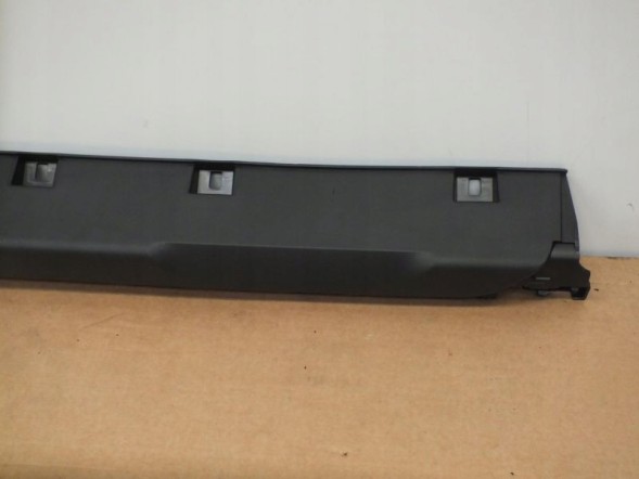 Renault OE БОКОВА СПОДНИЦА DACIA DUSTER II 768519302R