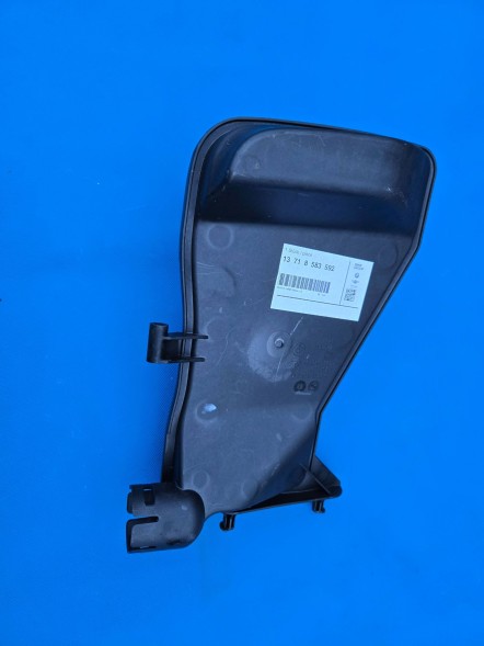 BMW OE QUA7294 Резонатор впускного колектора BMW X3 G01 X4 G02 8583592
