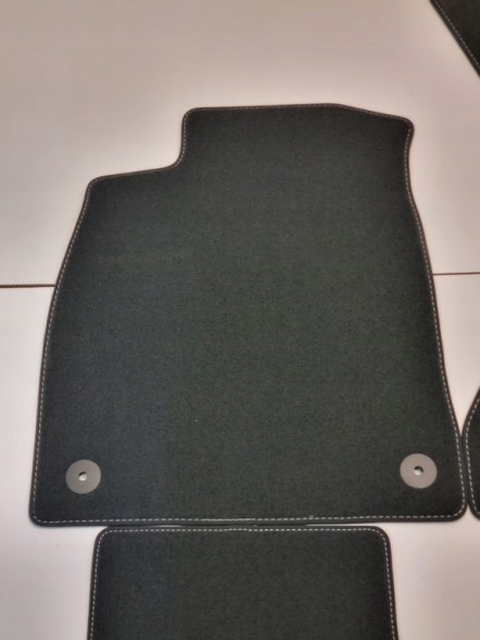 Audi OE 8W1863691A JTV od audiolcar Килимки велюрові DW3 Audi 8W1863691 JTV комплект Audi A4 A5