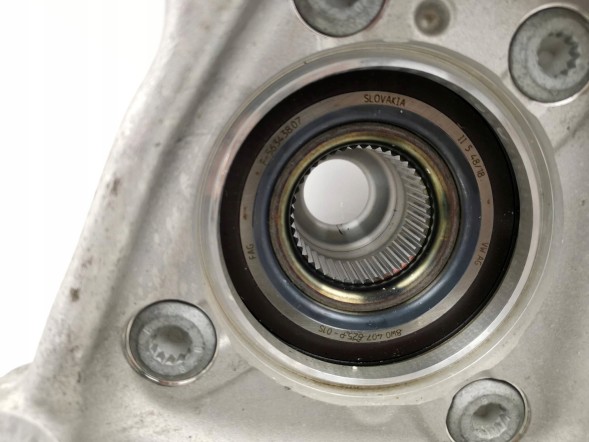 Audi OE 8W0407559, DWP447376OE Цапфа поворотна Audi A5 8W0407559