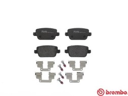 P44017 BREMBO Комплект гальмівних колодок з 4 шт дисків