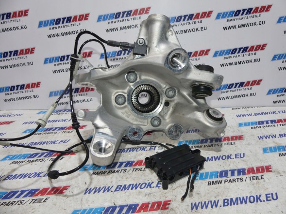 BMW OE 8092980 9503998 8073924 BMW M8 F91 F92 КУЛАК ЗАДНЯ ПРАВА 8092980 9503998