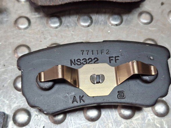 Jeep оригінальне обладнання 05191271AC Гальмівні колодки задні kpl jeep compass ii 17- 05191271ac