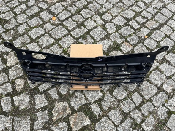 Opel OE 132257775 РЕШІТКА РАДІАТОРА OPEL ASTRA H НАКЛАДКА ХРОМ 2007-2010 РЕСТАЙЛІНГ ОРИГІНАЛ НОВА