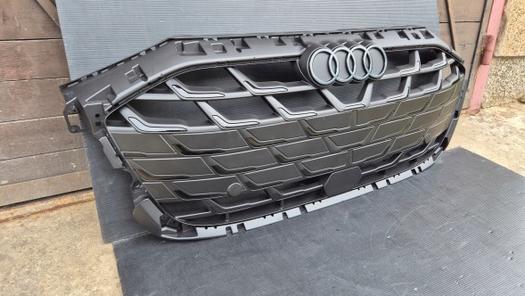 Audi OE GRILL AUDI A3 8Y LIFT 2024- S-LINE BLACK MAT ZNACZEK Камера радіатора ГРИЛЬ Audi A3 8Y LIFT 24- S-LINE OE 8Y0853651AF BLACK