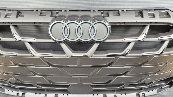 Audi OE GRILL AUDI A3 8Y LIFT 2024- S-LINE BLACK MAT ZNACZEK Камера радіатора ГРИЛЬ Audi A3 8Y LIFT 24- S-LINE OE 8Y0853651AF BLACK