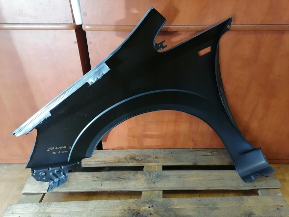 Polcar BŁOTNIK PRAWY PRZÓD OPEL ZAFIRA B Z155 БРИЗКОВИК ПРАВИЙ ПЕРЕДНІЙ OPEL ZAFIRA B Z155