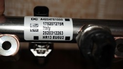 Nissan OE 175207275R A4204761000 ІНЖЕКТОРНА ПЛАНКА RENAULT DACIA 1.3TCE 175207275Р 166005550Р A4204761000