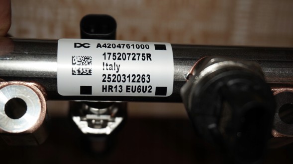 Nissan OE 175207275R A4204761000 ІНЖЕКТОРНА ПЛАНКА RENAULT DACIA 1.3TCE 175207275Р 166005550Р A4204761000