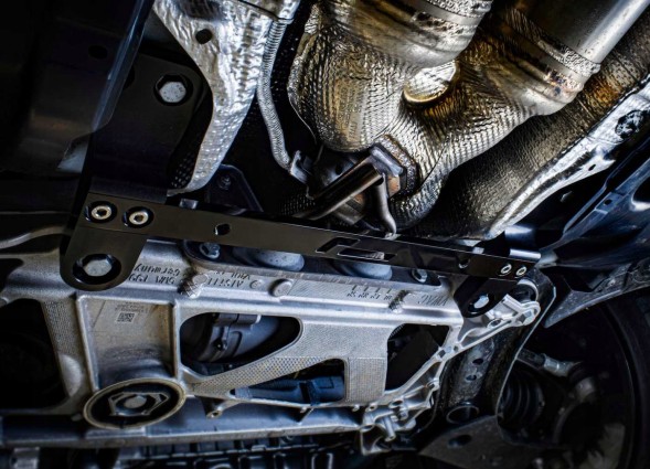 VWR810006 Racingline ребра жорсткості розпірки підвіски MQB VW Audi Seat Skoda