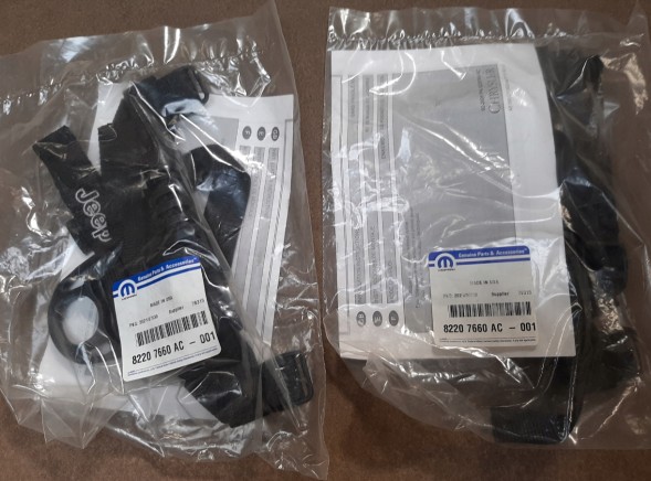 Mopar 82207660AC Ручка спинна, ручка внутрішня,вішалка MOPAR OE, Jeep Wrangler