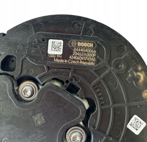 Volkswagen OE F01C050028 404240506050246 Насос AdBlue Bosch F01C050028