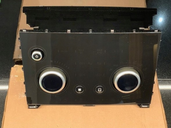 Land Rover OE Панель клімат-контролю RANGE ROVER EVOQUE M8D2-13D734-AA