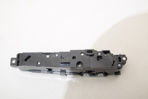 BMW OE 6993899 61316993899 PANEL PRZEŁĄCZNIK TRYBÓW JAZDY BMW BMW 7 G11 G12 ПАНЕЛЬ КЕРУВАННЯ РЕЖИМАМИ ЇЗДИ КОНСОЛІ PDC ADAPTIVE eDRIVE