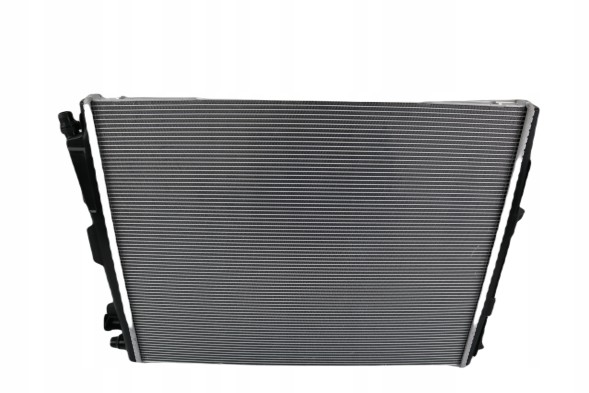 Китай BMV17118666811 ОХОЛОДЖУВАЧ РІДИНИ ДЛЯ ВОДИ BMW 3 G20 G21 Z4 G29 17118666811