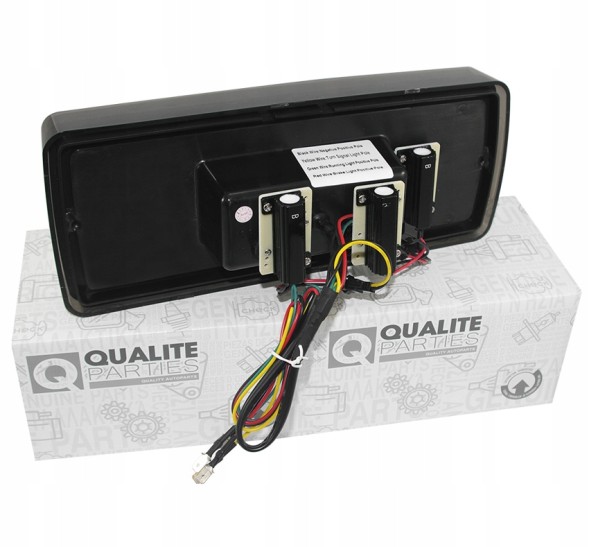 QP V-200202 2x LED ДИМОВАНА ЗАДНЯ ЛАМПА MERCEDES G КЛАС W461 W463