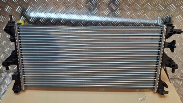 Fiat OE S26340439 Охолоджувач води mahle 1361274080 fiat ducato boxer jumper 2.0 2.2 2.3 hdi