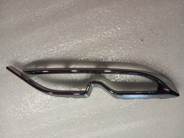 Mercedes-Benz OE A1188852204 ХРОМОВАНА НАКЛАДКА НА ВИХЛОПНУ ТРУБУ ПРАВА MERCEDES CLA C118 X118