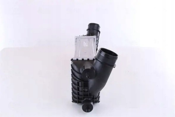 Nissens 96609 Охолоджувач повітря інтеркулер 96609 nissens