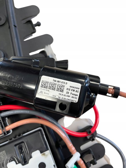 Volkswagen OE VOLKSWAGEN ID.7 МАСАЖНА НАКИДКА НА СИДІННЯ (МАТ) 14A881073D